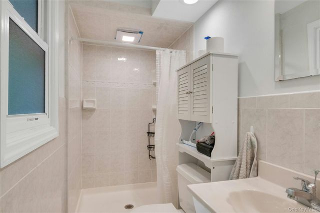 21 Olympus Drive, Mahopac, NY 10541