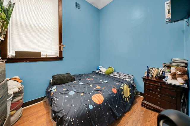 3158 S Harding Avenue, Chicago, IL 60623