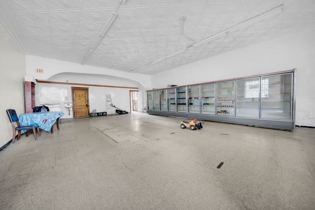 3158 S Harding Avenue, Chicago, IL 60623