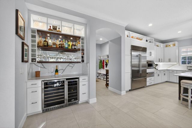 1028 Vintner Boulevard, Palm Beach Gardens, FL 33410