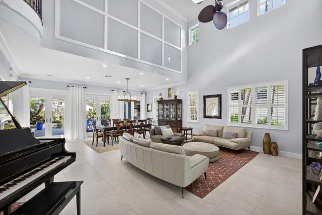 1028 Vintner Boulevard, Palm Beach Gardens, FL 33410