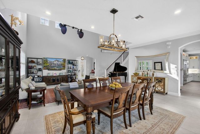 1028 Vintner Boulevard, Palm Beach Gardens, FL 33410