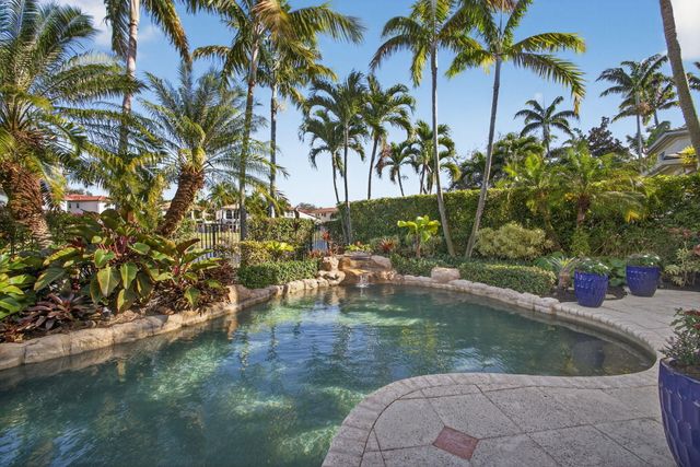 1028 Vintner Boulevard, Palm Beach Gardens, FL 33410