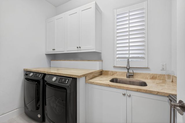 1028 Vintner Boulevard, Palm Beach Gardens, FL 33410