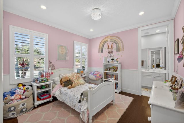 1028 Vintner Boulevard, Palm Beach Gardens, FL 33410