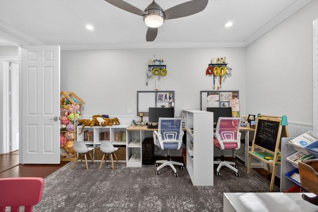 1028 Vintner Boulevard, Palm Beach Gardens, FL 33410