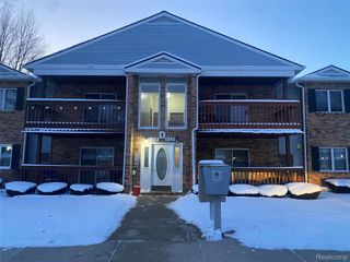 1309 Shoemaker Drive 82, Westland, MI 48185