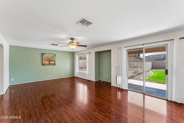 7117 W PASO Trail, Peoria, AZ 85383