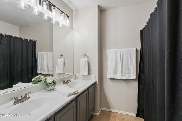 7117 W PASO Trail, Peoria, AZ 85383