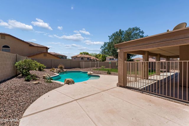 7117 W PASO Trail, Peoria, AZ 85383