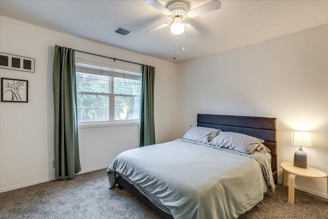 4326 N Mission St, Bel Aire, KS 67226