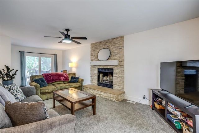 4326 N Mission St, Bel Aire, KS 67226
