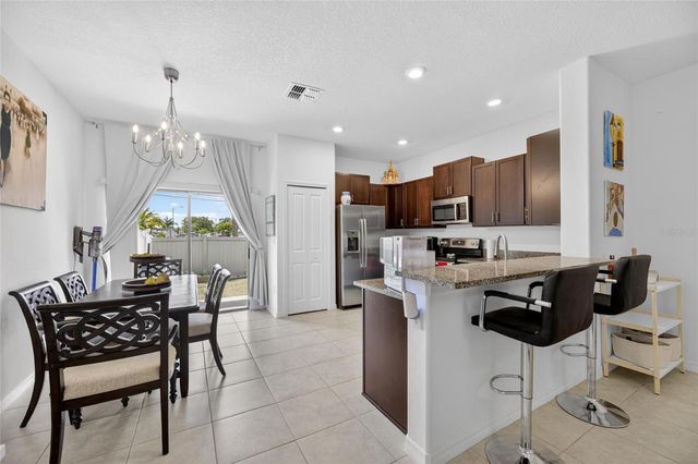 5084 FORUM BLVD, Holiday, FL 34690