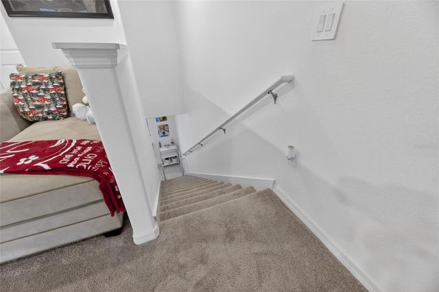 5084 FORUM BLVD, Holiday, FL 34690