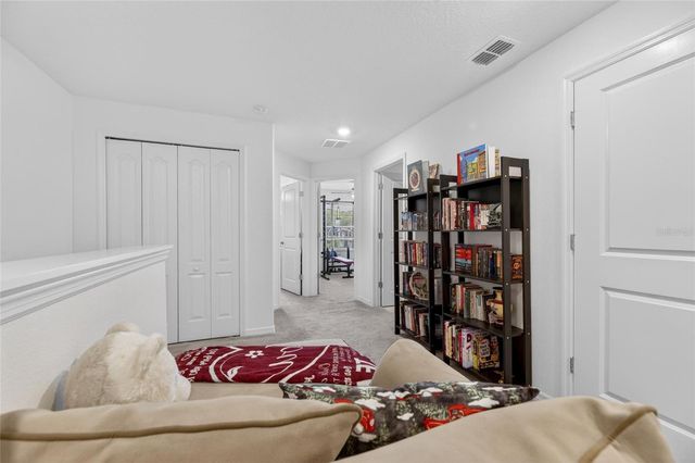 5084 FORUM BLVD, Holiday, FL 34690