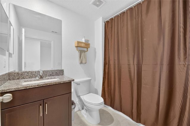 5084 FORUM BLVD, Holiday, FL 34690