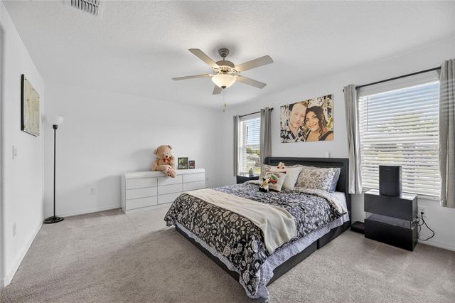 5084 FORUM BLVD, Holiday, FL 34690