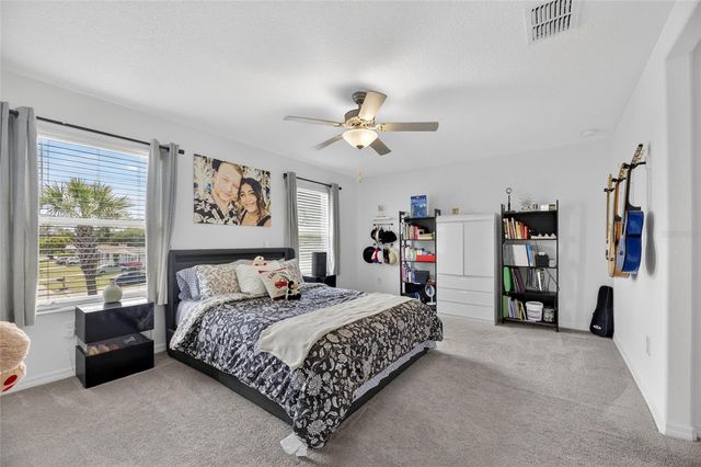 5084 FORUM BLVD, Holiday, FL 34690