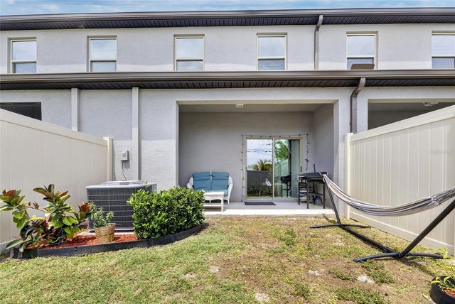 5084 FORUM BLVD, Holiday, FL 34690