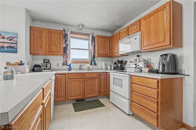 1380 Lanedale Street NW, Massillon, OH 44647