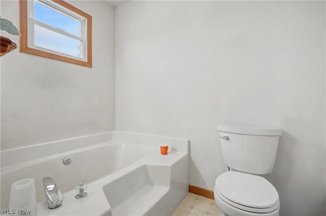 1380 Lanedale Street NW, Massillon, OH 44647