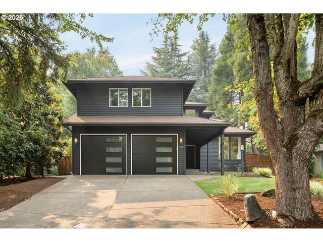 397 LIVINGOOD Ln, Lake Oswego, OR 97034