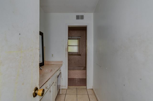 5134 SCOTTSDALE AVE, Memphis, TN 38118