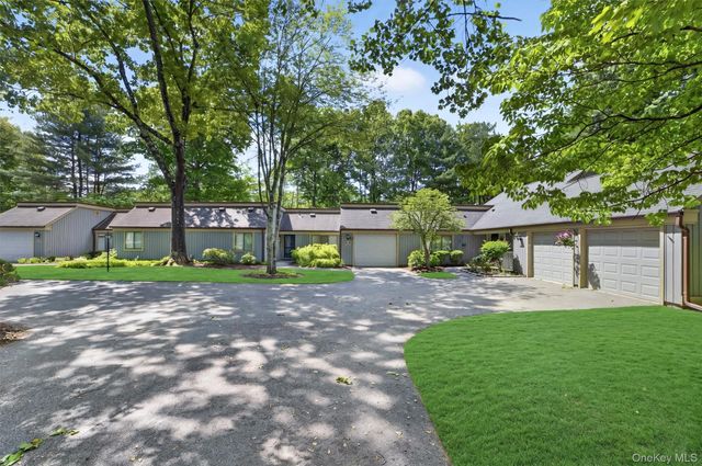 300 Heritage Hills B, Somers, NY 10589