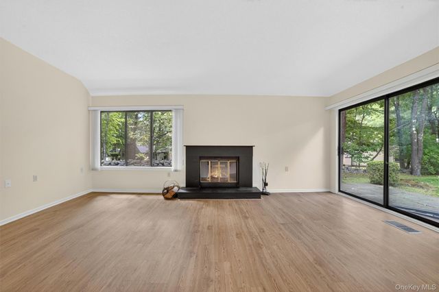 300 Heritage Hills B, Somers, NY 10589