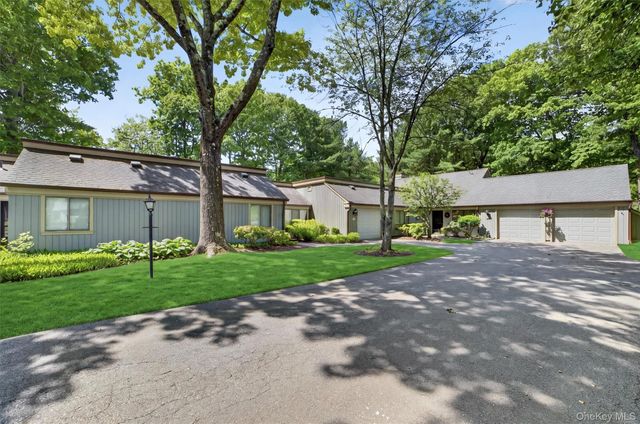300 Heritage Hills B, Somers, NY 10589