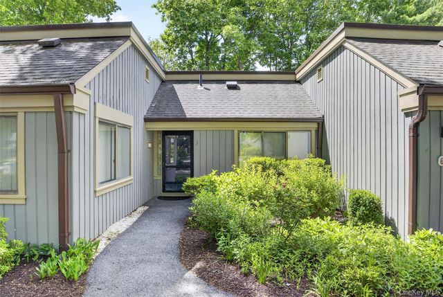300 Heritage Hills B, Somers, NY 10589