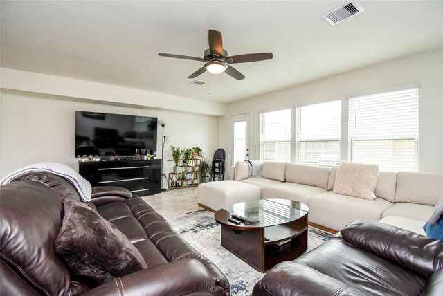 5912 Whitewing Road, Rosenberg, TX 77469