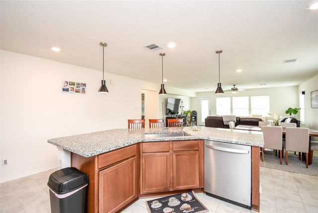 5912 Whitewing Road, Rosenberg, TX 77469