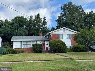 9831 SINGLETON DR, Bethesda, MD 20817