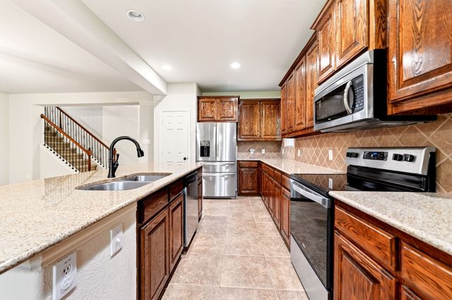 317 Deaton Drive, Fate, TX 75087
