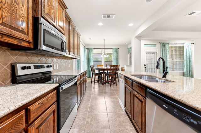 317 Deaton Drive, Fate, TX 75087