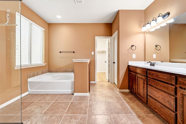 317 Deaton Drive, Fate, TX 75087