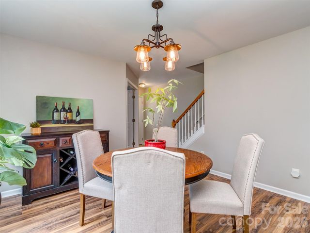 10326 Haddington Drive NW, Charlotte, NC 28269