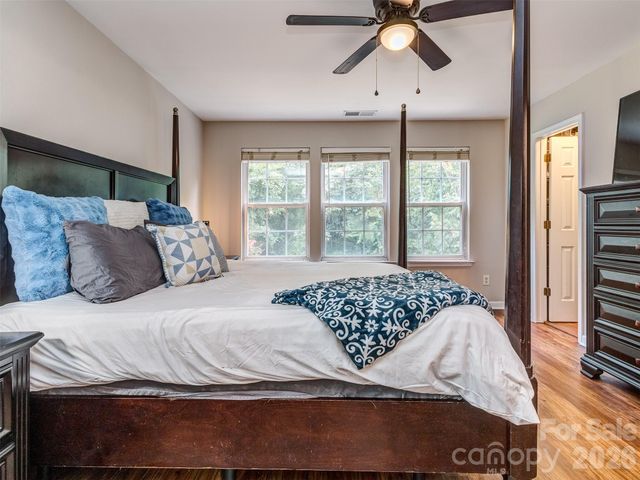 10326 Haddington Drive NW, Charlotte, NC 28269