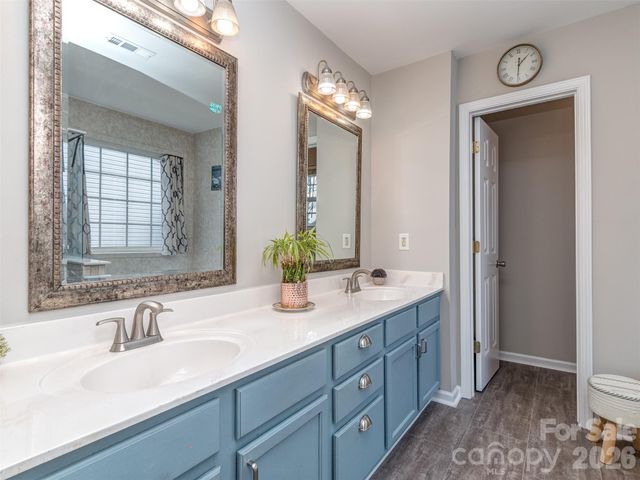 10326 Haddington Drive NW, Charlotte, NC 28269