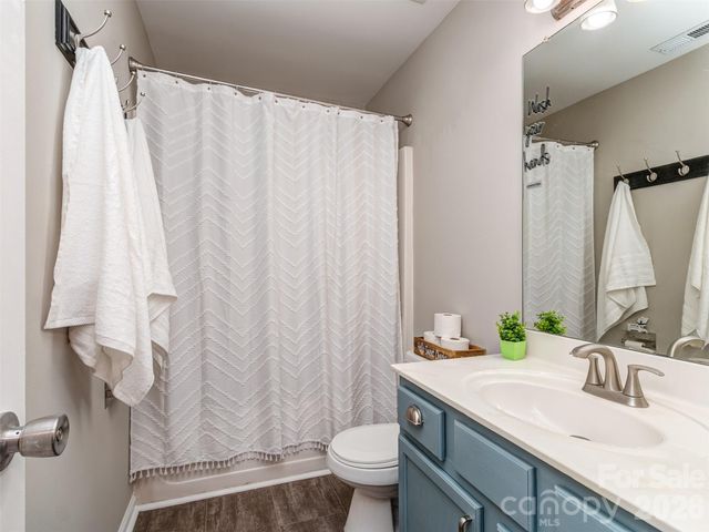 10326 Haddington Drive NW, Charlotte, NC 28269