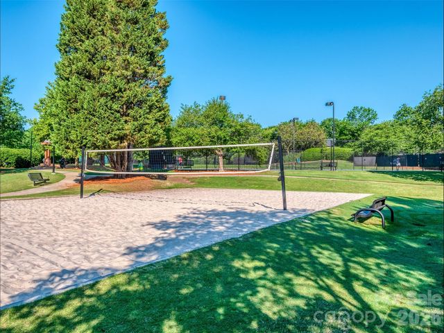 10326 Haddington Drive NW, Charlotte, NC 28269