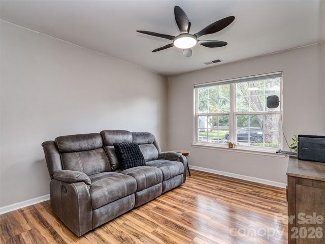 10326 Haddington Drive NW, Charlotte, NC 28269