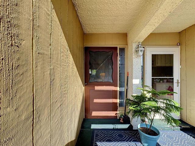1310 NE 14th Court K17, Jensen Beach, FL 34957