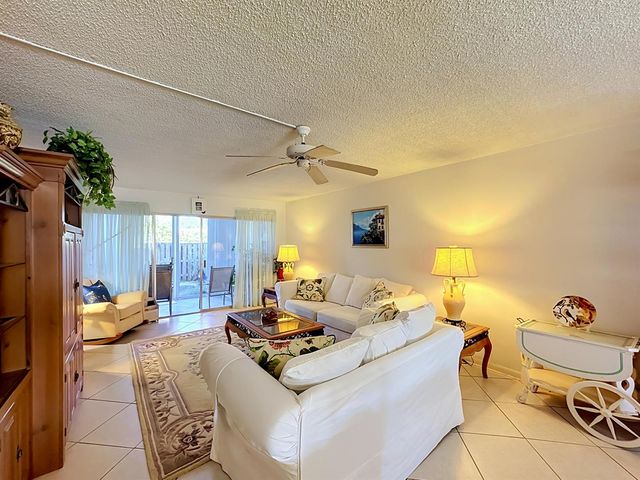 1310 NE 14th Court K17, Jensen Beach, FL 34957