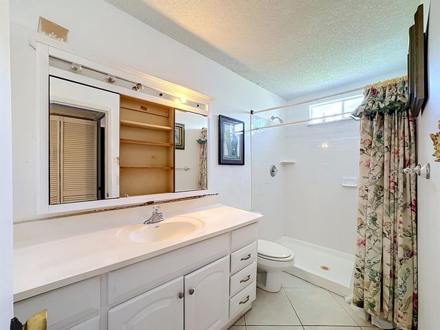 1310 NE 14th Court K17, Jensen Beach, FL 34957