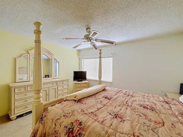 1310 NE 14th Court K17, Jensen Beach, FL 34957