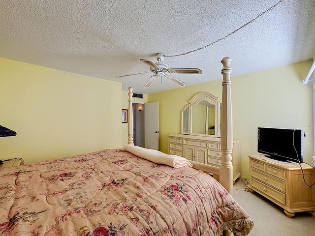 1310 NE 14th Court K17, Jensen Beach, FL 34957