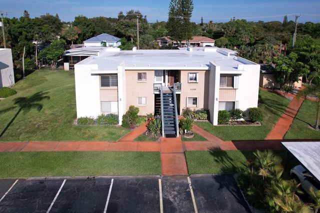 1310 NE 14th Court K17, Jensen Beach, FL 34957
