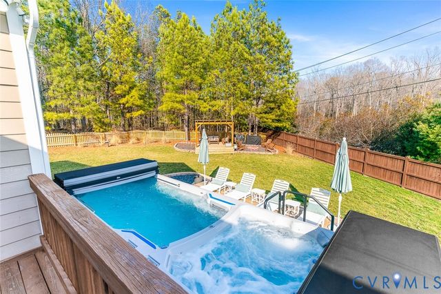 4801 Hidden Falls Ct, Moseley, VA 23120